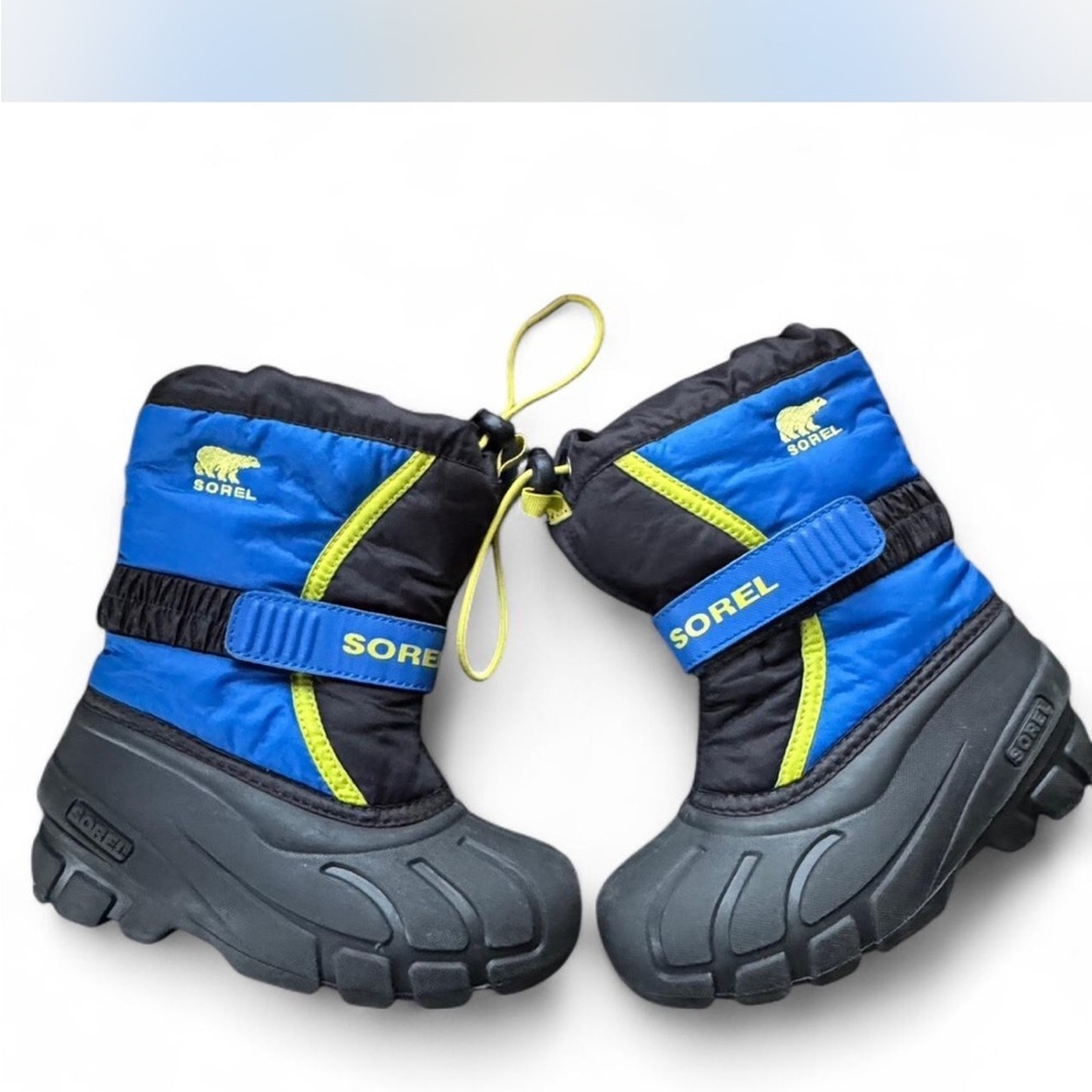 Sorel Kids Blue Black Snow Boots with Lime Accents